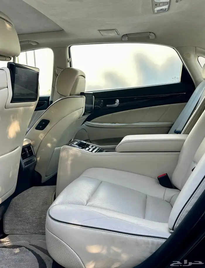 هونداي سنتنيال 2015 SV500 14