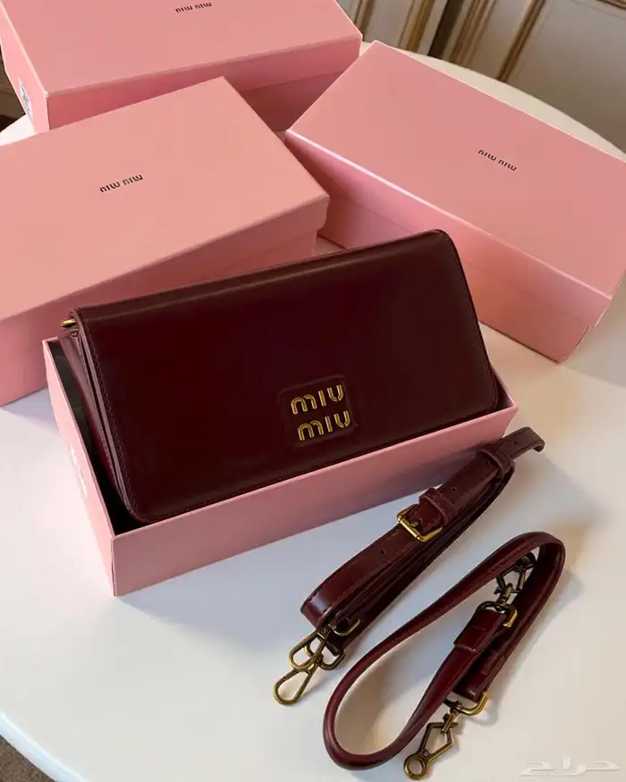 شنط تقاليد ماركه متوفره جمله وقطاعي 0