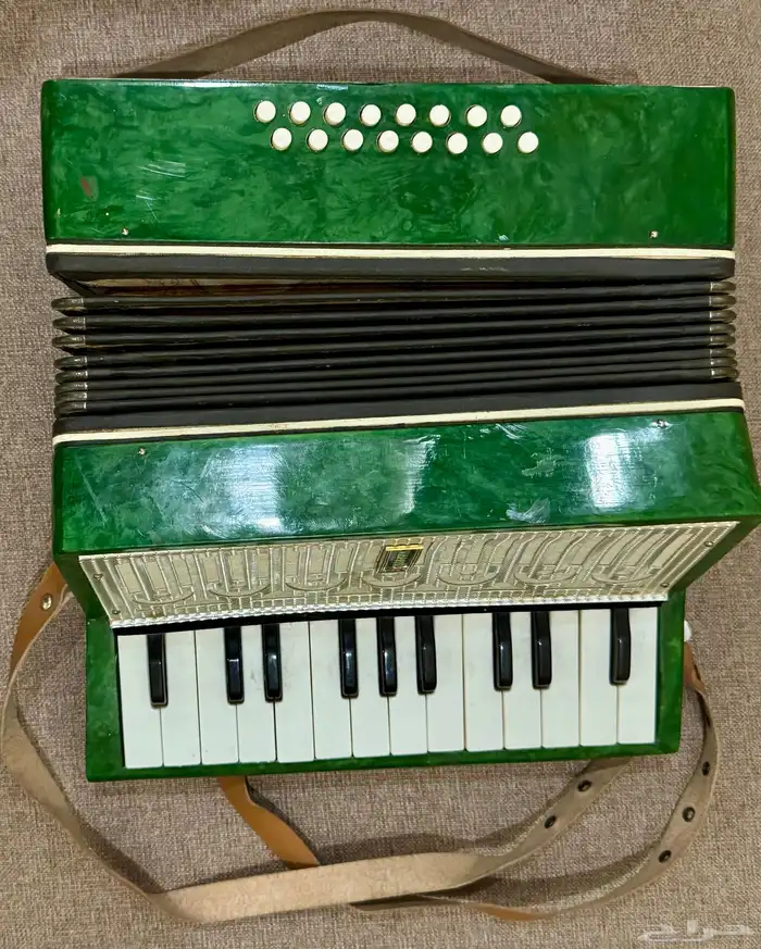 أكورديون روسي قديم 5