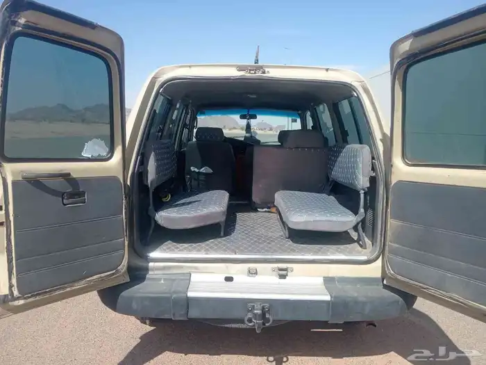 تويوتا صالون موديل 93 لون بيج 3