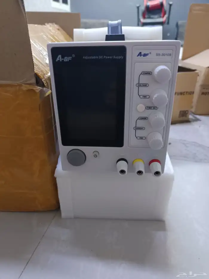 معدات ورشة صيانة جوالات كاملة وقطع غيار وتشليح 9