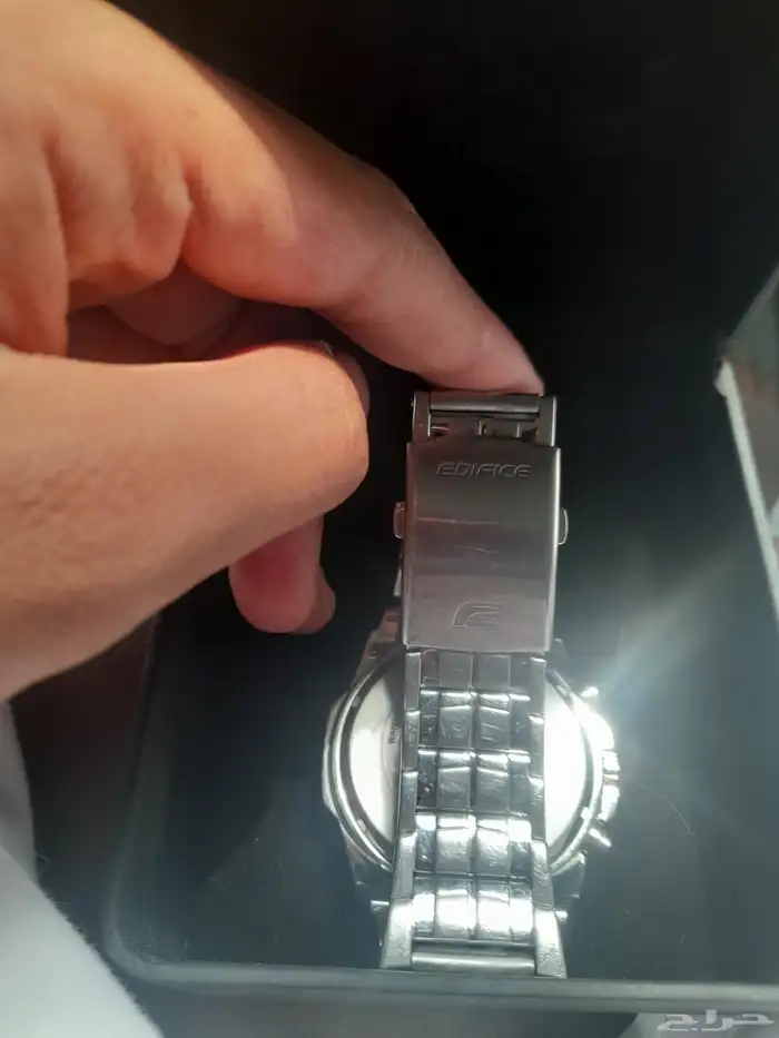 ساعة كاسيو اصليه يبغاله تصليح الوقت بس 1
