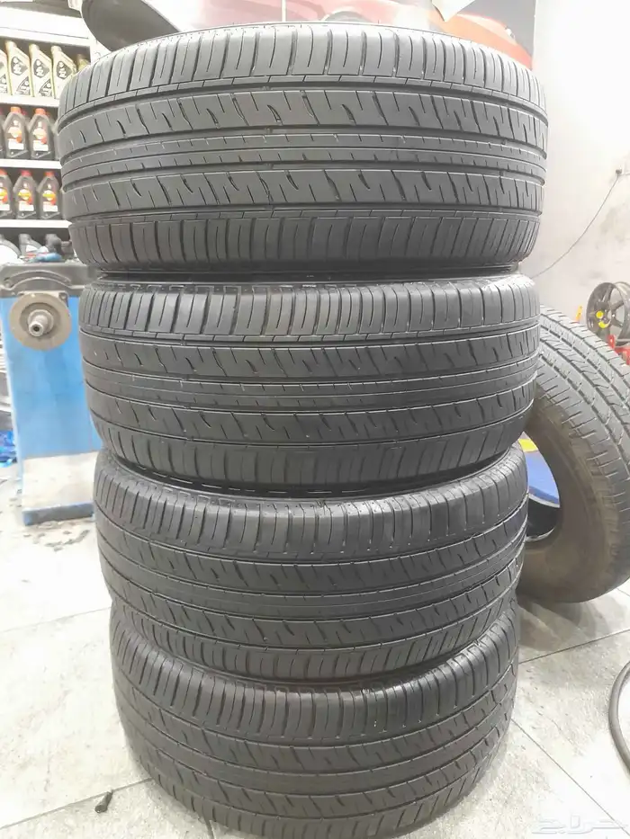 طقم كفرات دنلوب ياباني مقاس اللكزس 275 50 21شبه الجديد 5