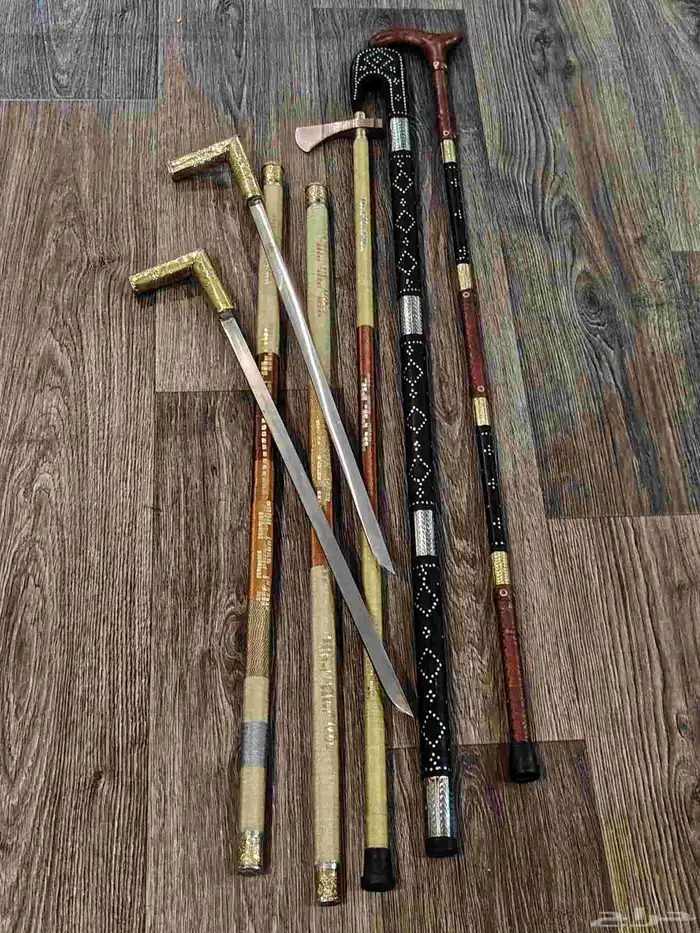 غدارات وعصي سكاكين 1