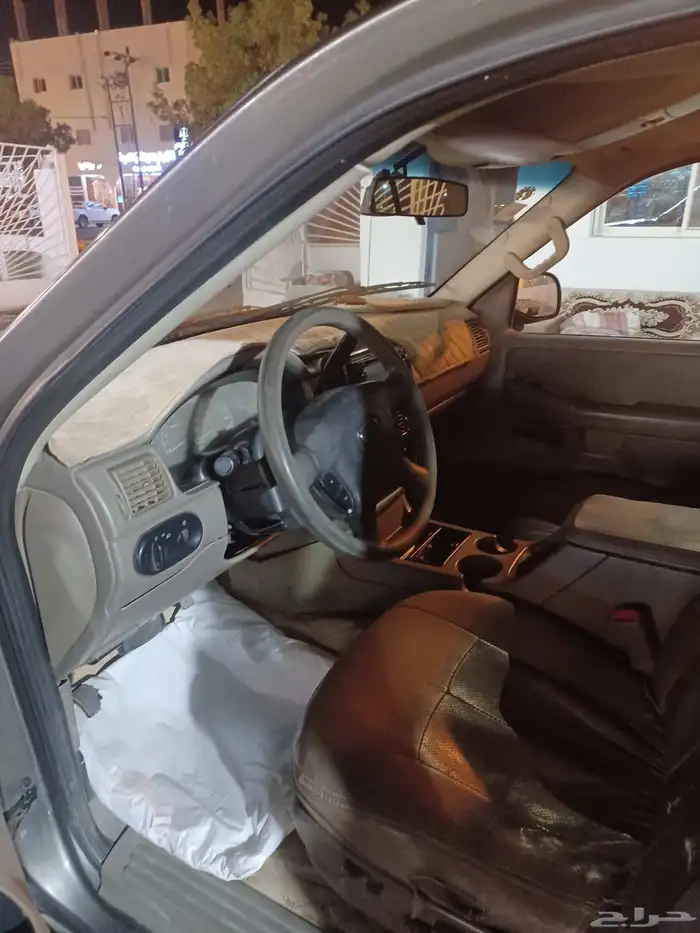 اكسبلور موديل 2002 8