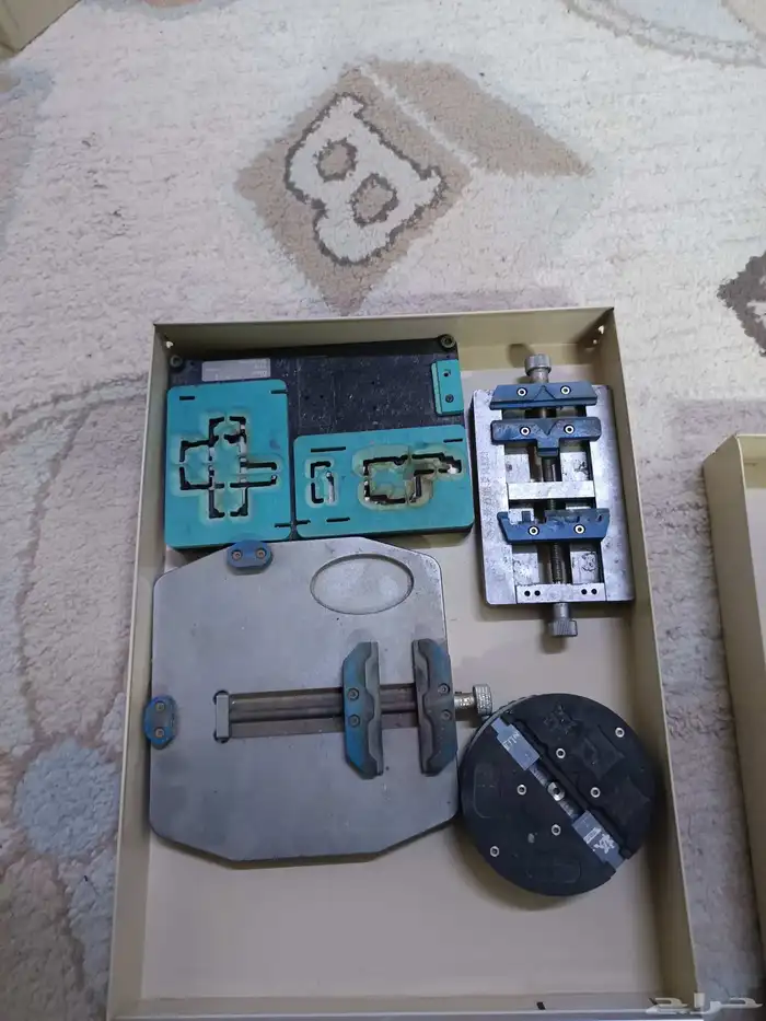 معدات ورشة صيانة جوالات كاملة وقطع غيار وتشليح 19