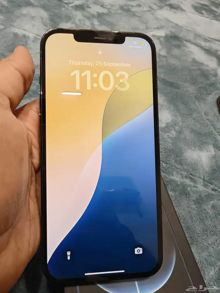 iphone 12 pro max 256 بكامل اغراضه 9