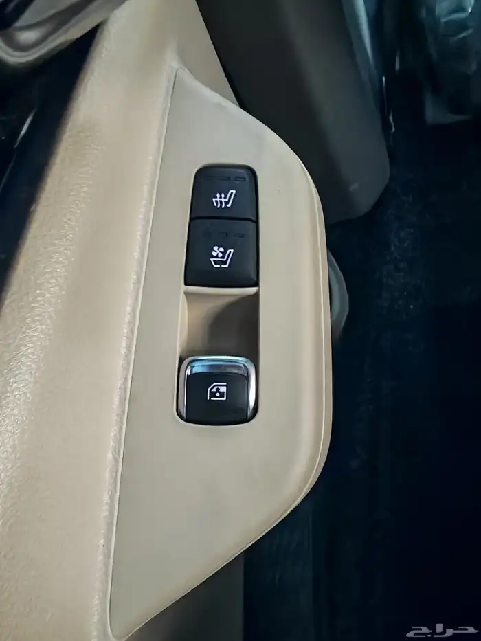 كيا كرنيفال 14