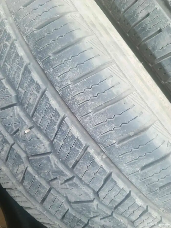 كفرات مستعمله نظيفه مقاس 275 55 20 3