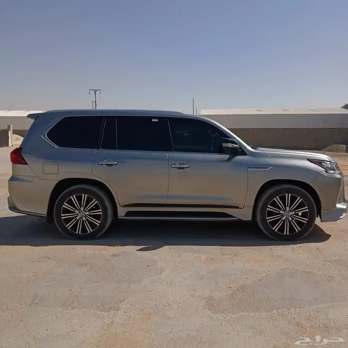 جيب لكزس 2018 LX سعودى - بدى ومحركات شرط 4