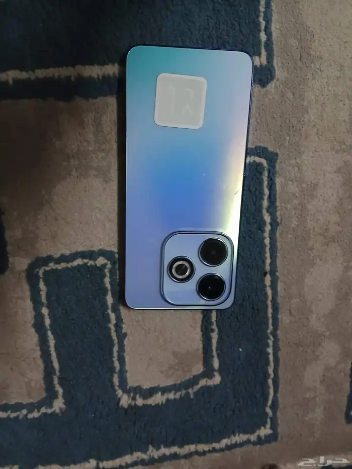 جوال لي البيع ماله ال 6 شهور معي حد 200 0