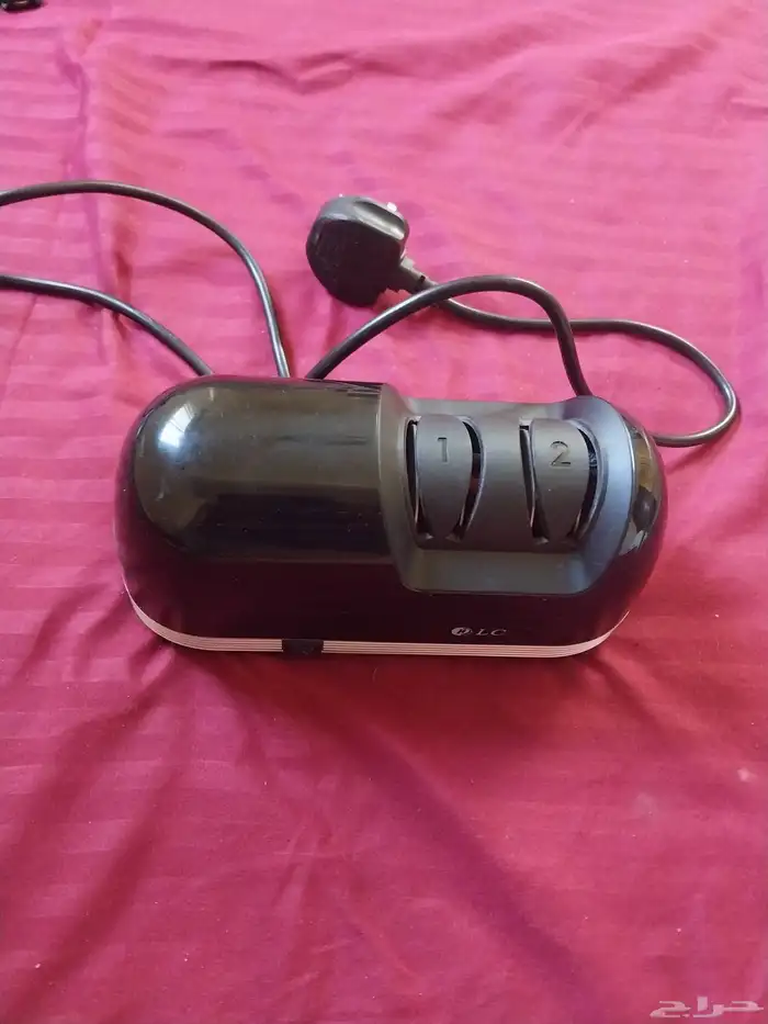 مسن السكاكين الكهربائي من DLC 0