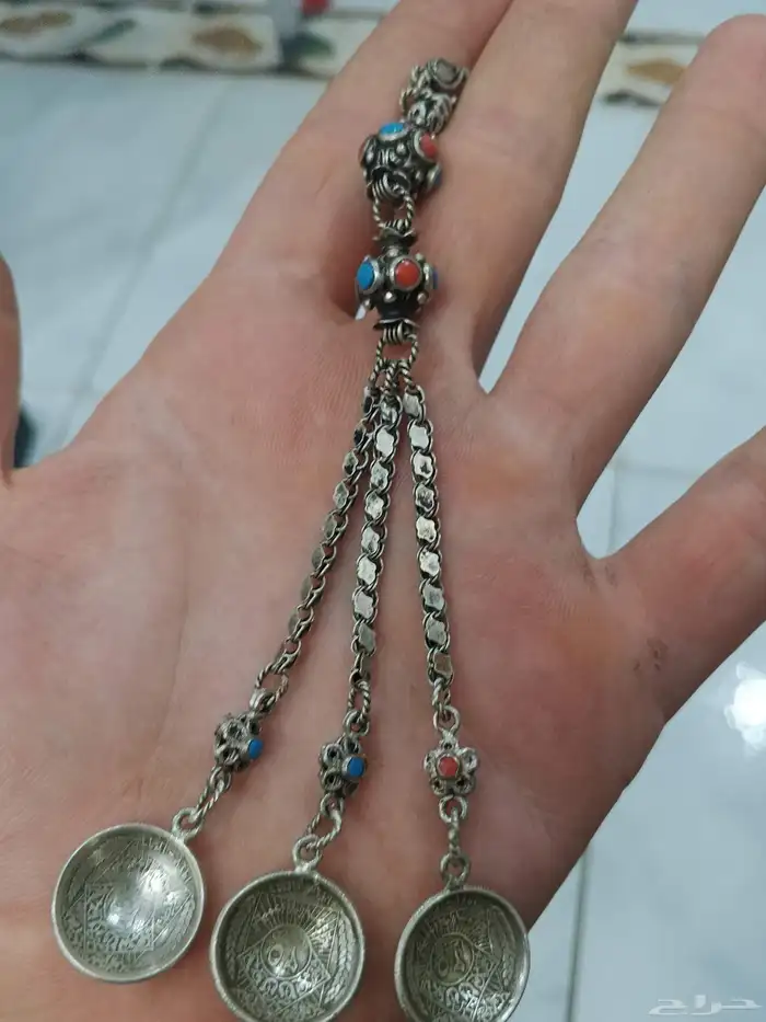 كركوشة فضة 0