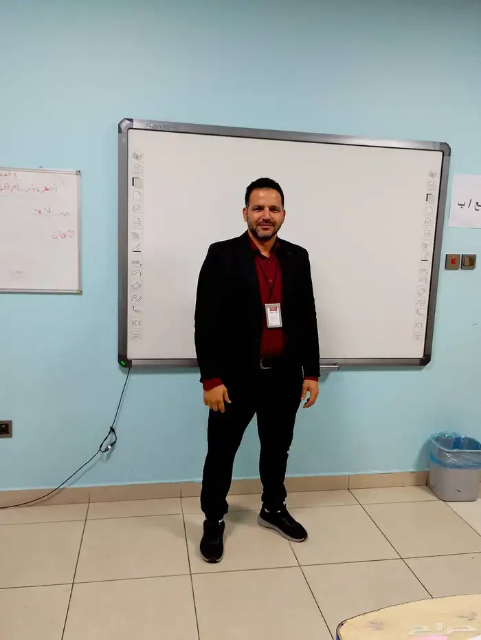 معلم رياضيات و فيزياء و كيمياء وأحياء وتأسيس ومتابعة جميع ال 0