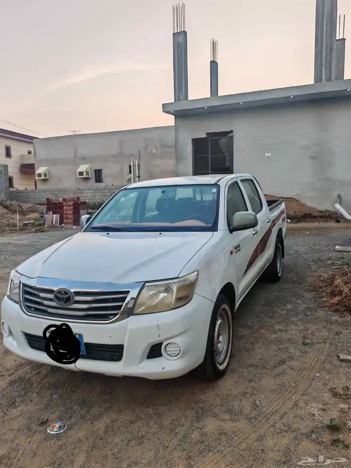 تويوتا هايلوكس 2012 8