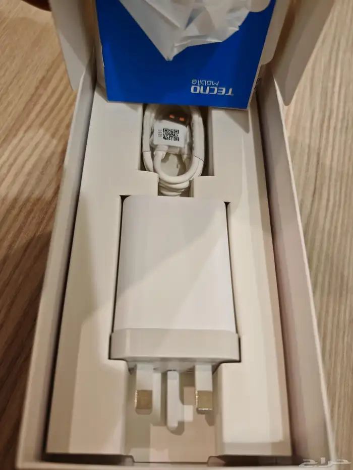 جوال تكنو كامون 40 برو اللون الاسود 4