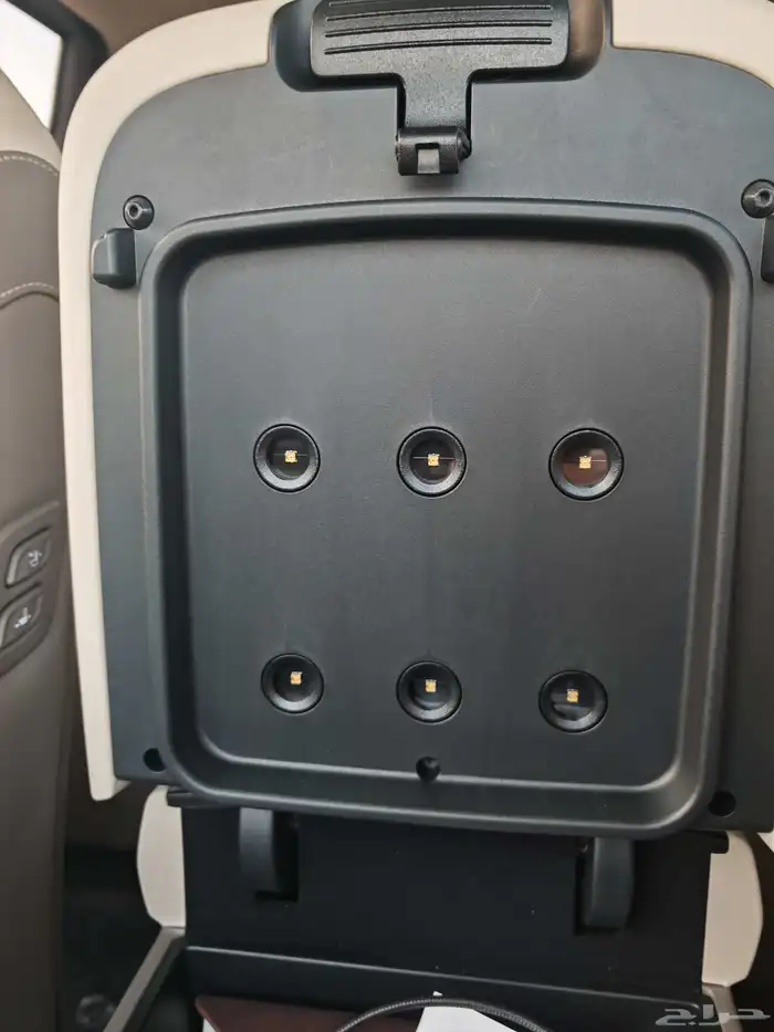 كيا كرنيفال 4