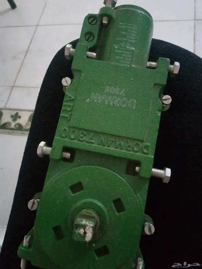 مكينه باب زجاج سكريت محل للبيع جديده 1