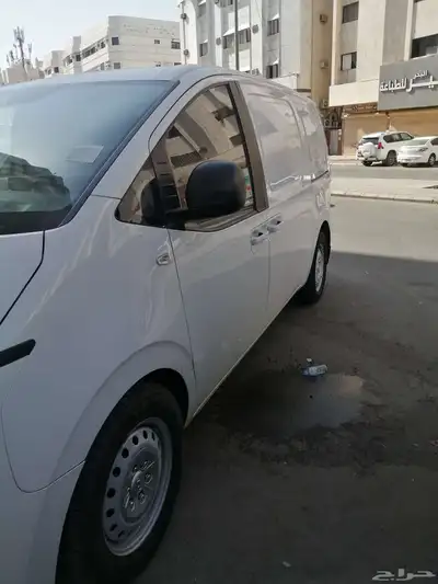 هونداي 2022 اللون ابيض نقل خاص طراز المركبه ستاريا 55الف index