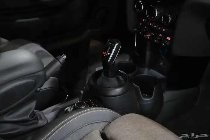 ميني كوبر موديل 2023 10