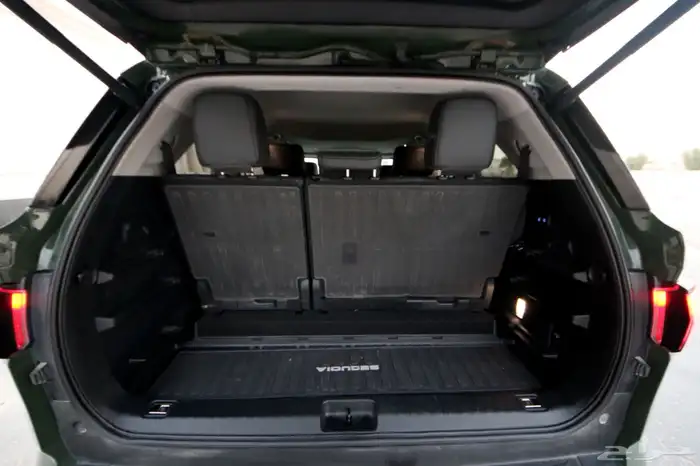 تويوتا سيكويا 2023 TRD Pro لون خاص بحالة الوكالة 14