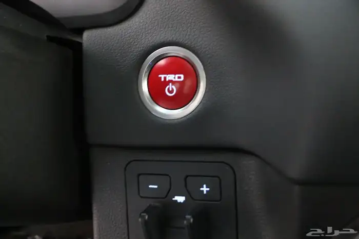 تويوتا سيكويا 2023 TRD Pro لون خاص بحالة الوكالة 19