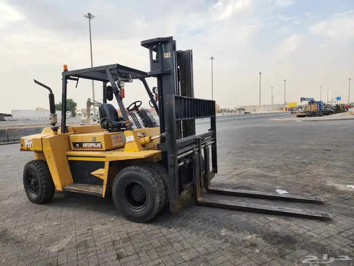 رافعات شوكية فوركلفت وكرينات للايجار 10