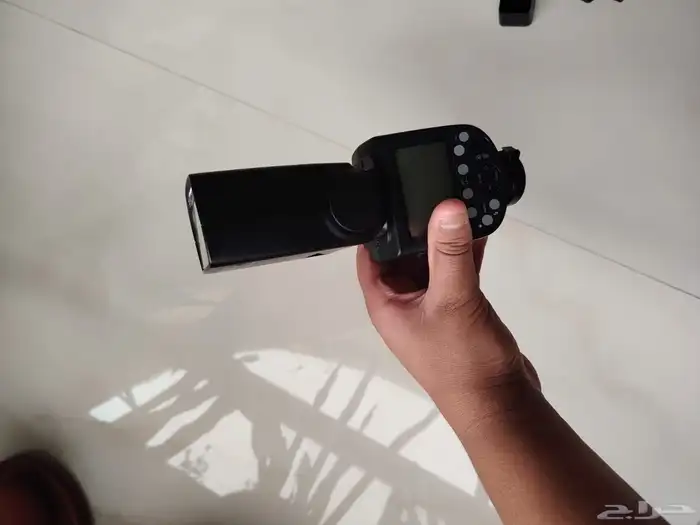 أضاءة فوق الكاميرا 2