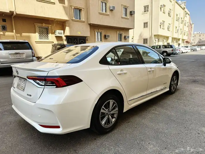 كورلا مطور نص فل 2020 شبه الجديد ( مخزن 13