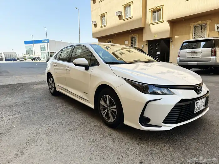كورلا مطور نص فل 2020 شبه الجديد ( مخزن 17