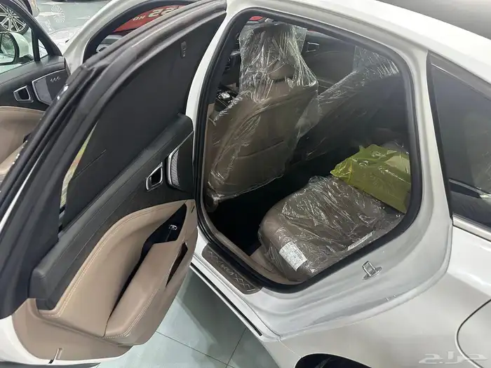 Kia k8 2023 1