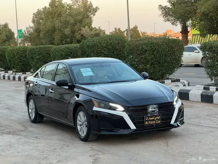 نيسان التيما 2024 ستاندر 4