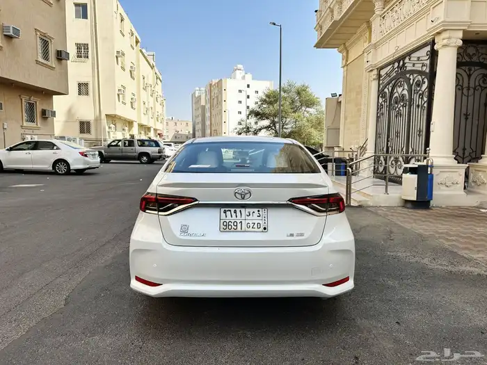كورلا مطور نص فل 2020 شبه الجديد ( مخزن 7