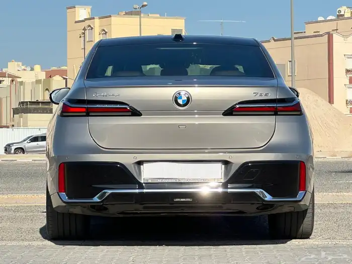 بي ام دبليو i735 4
