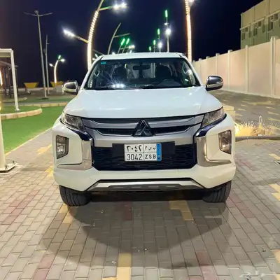 للبيع مستبيشي L200 نظيف index