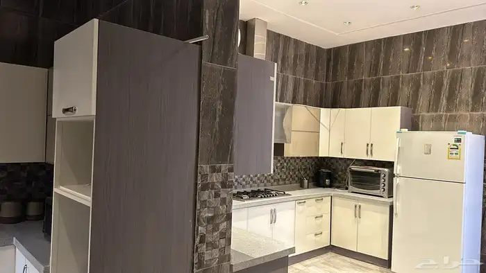 فيلا للبيع بحى القيروان 4