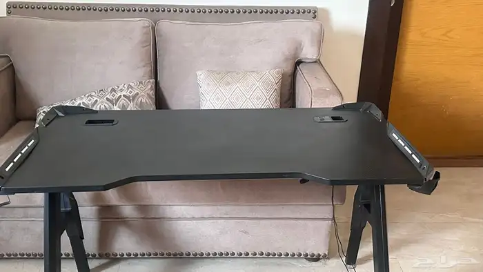 طاولة قيمنق 1