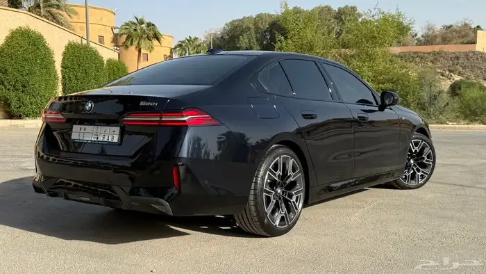 بي ام دبليو 520i m kit 2026 شبة وكالة ضمان وصيانه 6