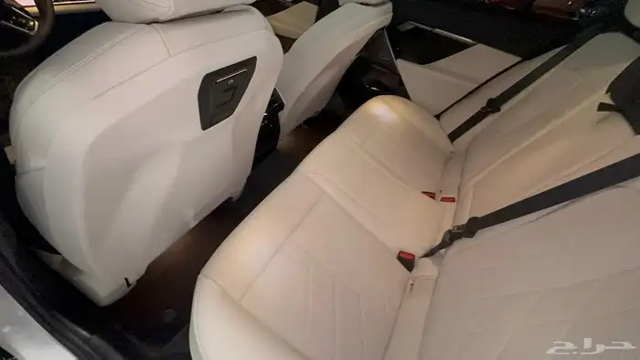 مملوكة لدي العصيمي قيد الشحن _ BMW 520i MKIT _ 2025 5