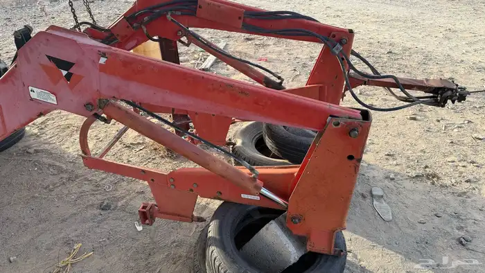 بكت حراثه ماسي 880 جاء مع حراثه من البلد استخدام قليل 1