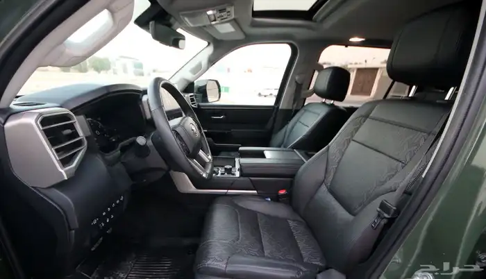 تويوتا سيكويا 2023 TRD Pro لون خاص بحالة الوكالة 9