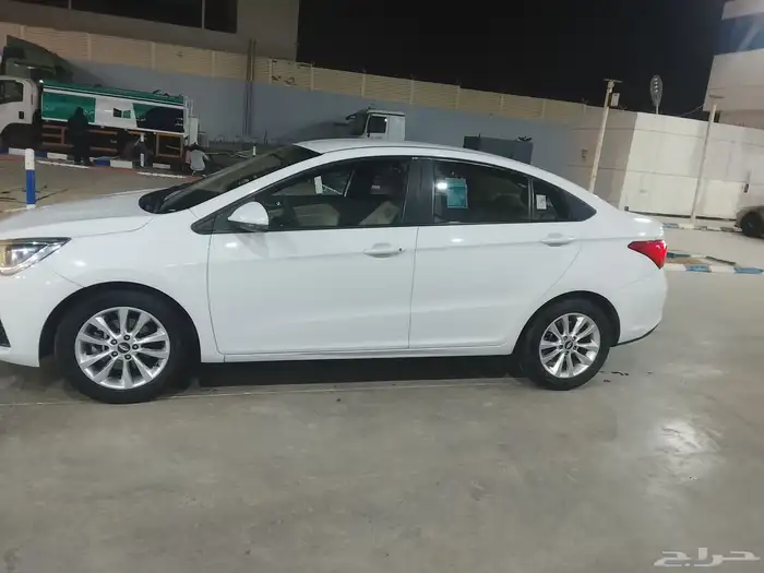 شيري اريزو 2023 2