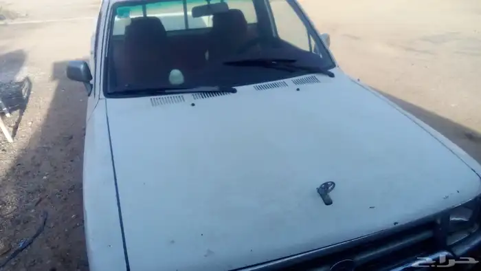 سياره هايلوكس موديل 92 غماره عليه لوحه مميزه ثنائي 80 حروف ب 0