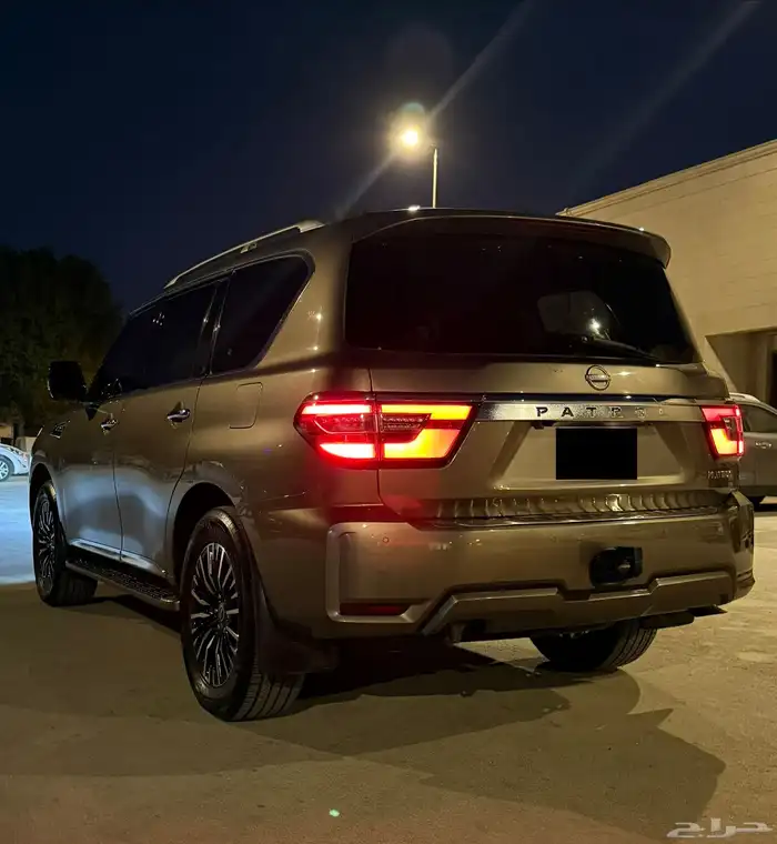 باترول 2014 بلاتينيوم 320 0
