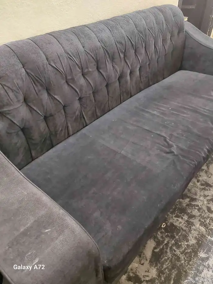 كنب قطعه وحده كبير نظيف مافي عيوب 70 ريال 1