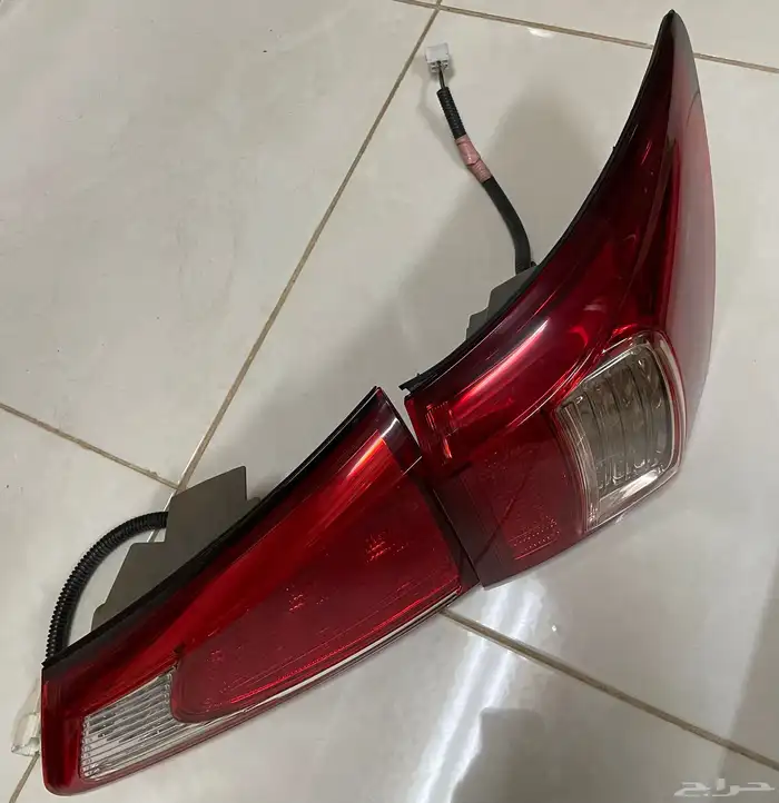 قطع مستعمل لكزس is 300 2008 17