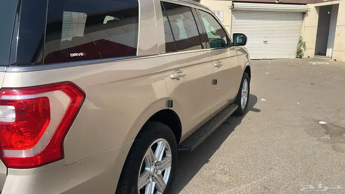 فورد اكسبيدشن دبل قصير XLTتوكيلات ألجزيره 3
