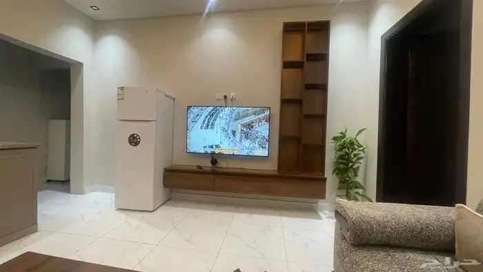 شقه مفروشه بحي قرطبه بجوار دوار الطائره 19