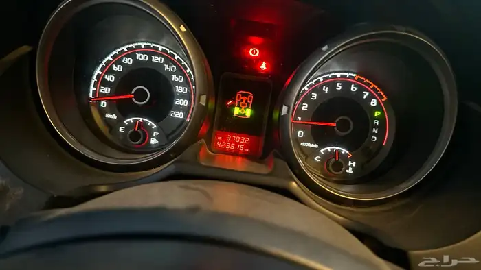 متسبيشي باجيرو 2015 GLS للبيع 15