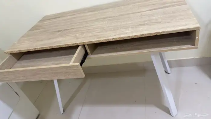 مكتب دراسه بدرج سحب 3